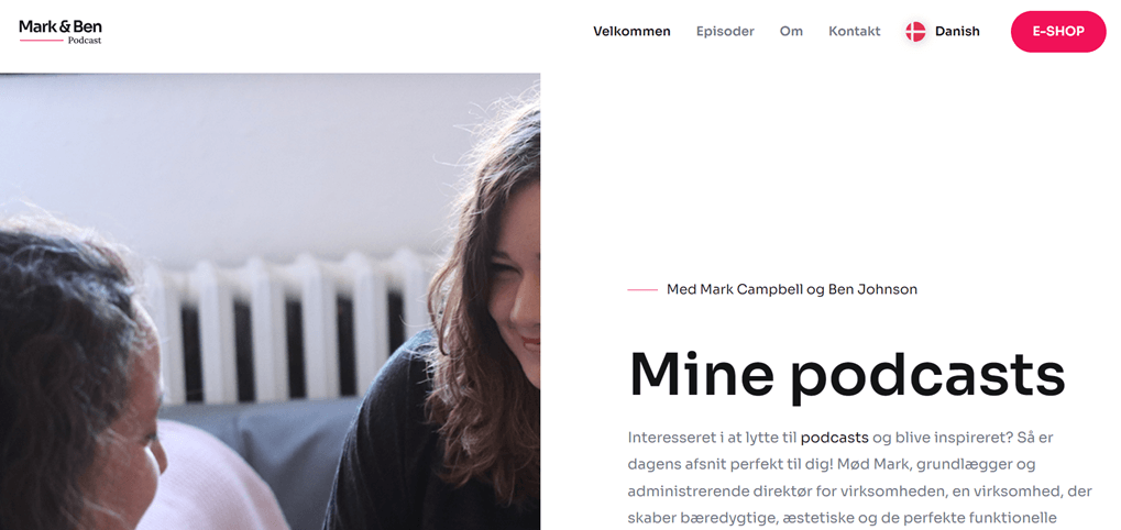 Foto em preto e branco de uma ponte. Seção de podcasts Mine.