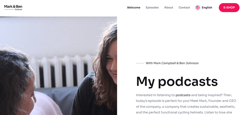 Uma captura de tela de uma página de podcasts com tema escuro