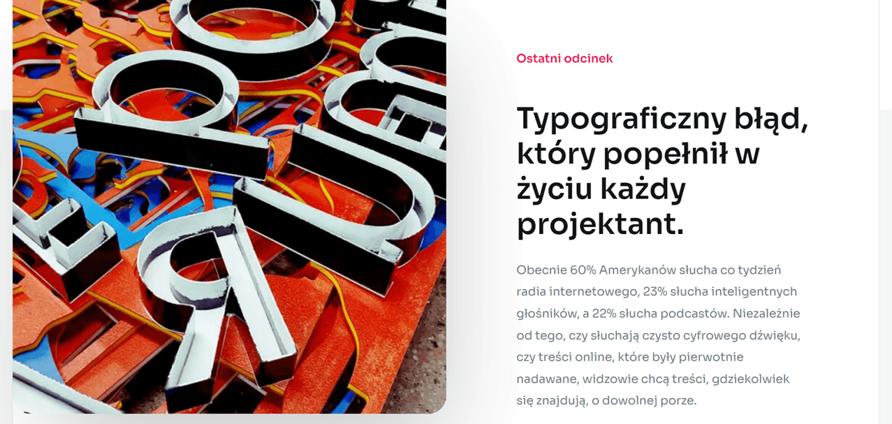 Крупный план перемешанных типографических букв. Буквы перепутаны и наложены друг на друга.